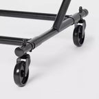 Appendiabiti rinforzato: struttura in metallo, porta abiti su ruote, capacità 45.9 kg, larghezza 191.5 cm, nero
