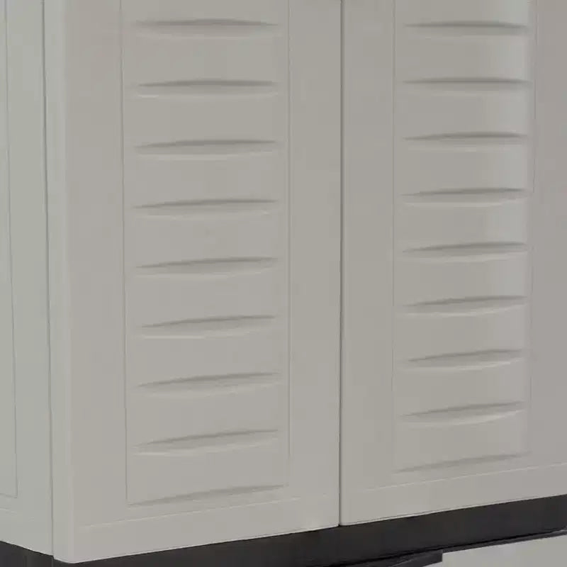 Mobiletto d'accento nero e grigio in plastica con quattro ante e un cassetto