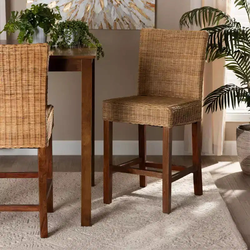 Sgabello da bancone in rattan naturale e legno di mogano, marrone noce