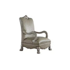 Poltrona d'Appoggio 34" in PU, Bianco Osso Vintage, Realizzata a Mano, Capitonnè, Struttura in Poliresina